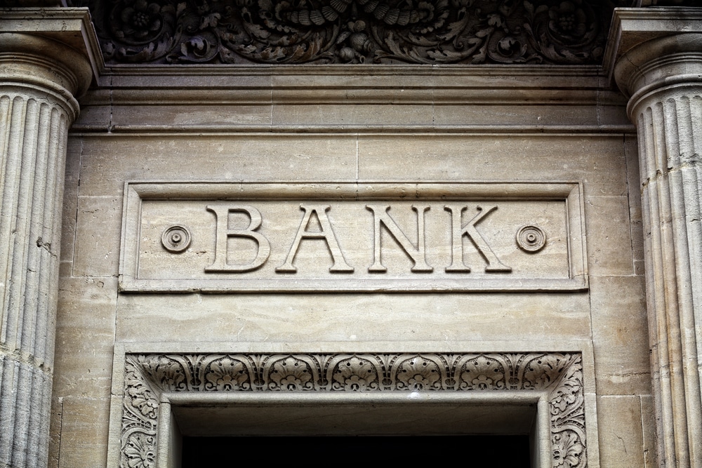 Why are Canadians so loyal to their bank?